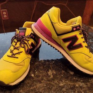 USED New Balance 574 womens sneakers Yellow size 10